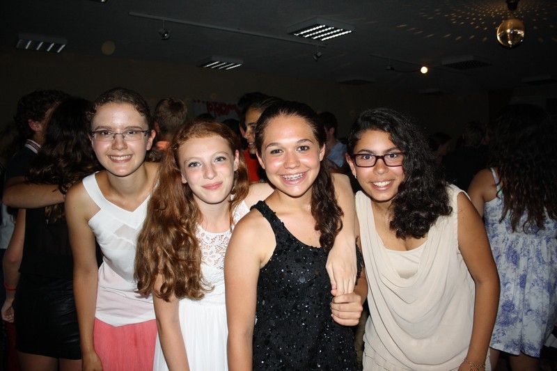 Village Camps International Summer Camp Leysin, Switzerland 2025-08-09 https://www.villagecamps.com/journals_admin/images/701-21-prom night (74).jpg